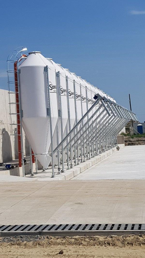 15x20 m3 EUROSILOS SIRP silótorony MJF KFT oldalnézet